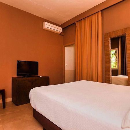 Chillout Hotel Tres Mares طريفة المظهر الخارجي الصورة