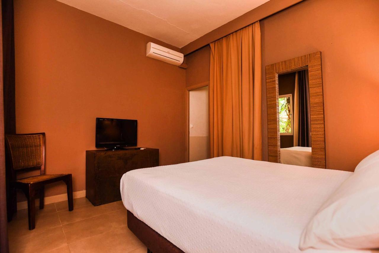 Chillout Hotel Tres Mares طريفة المظهر الخارجي الصورة